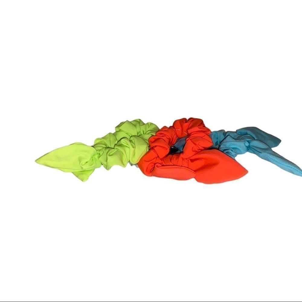 Aqua Girl’s Set of Three Colorful Hair Scrunchies - Picture 2 of 2
